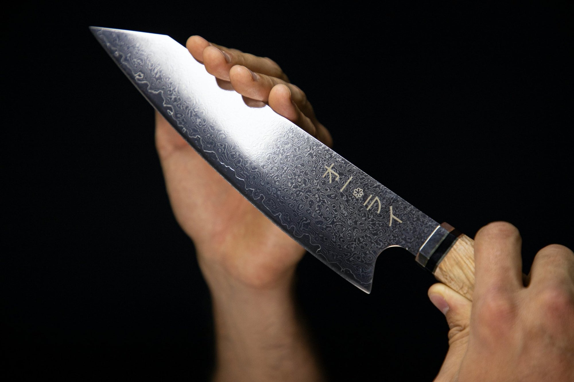 6 Malos hábitos que debes cambiar para evitar daños en tus cuchillos - All Right Chef Tool´s