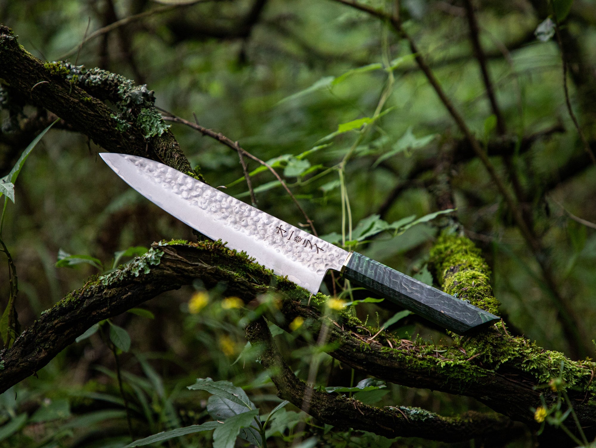 Cuchillo Gyuto Damasco Martillado