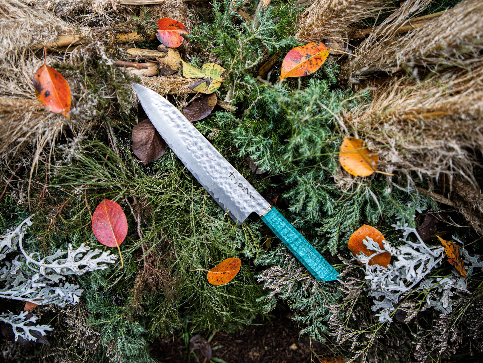 Cuchillo Gyuto Damasco Martillado
