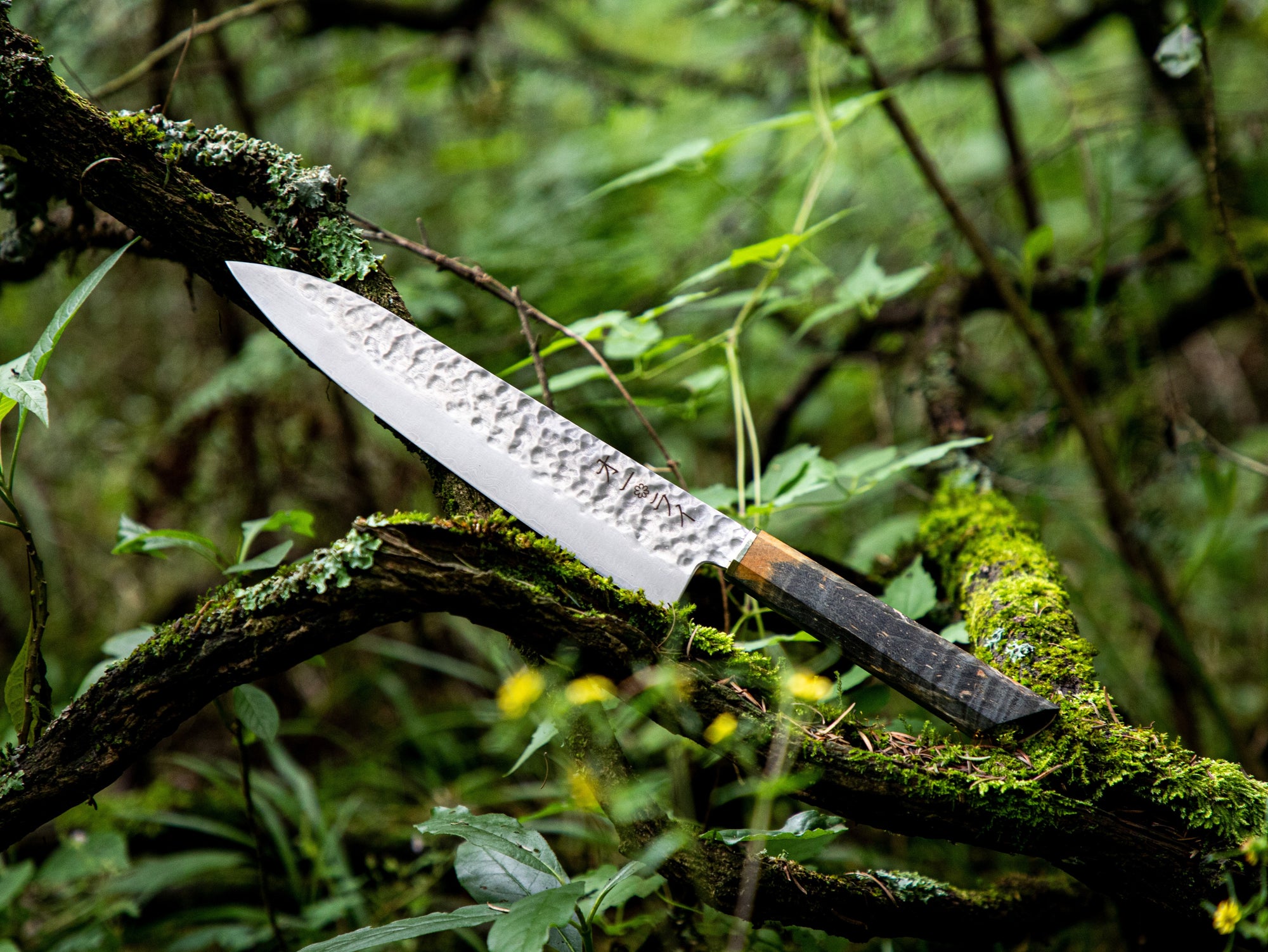 Cuchillo Gyuto Damasco Martillado