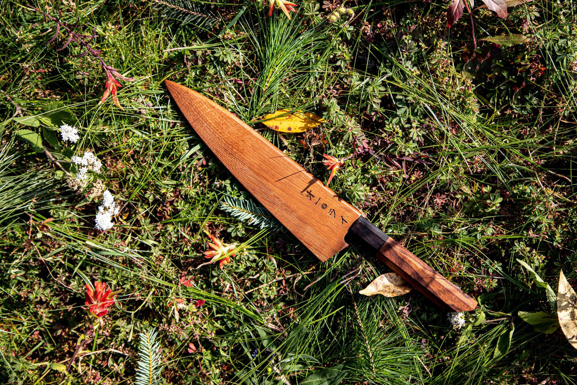 CUCHILLO CHEF ACERO AL CARBONO MARTILLADO - COLECCIÓN CARBONO