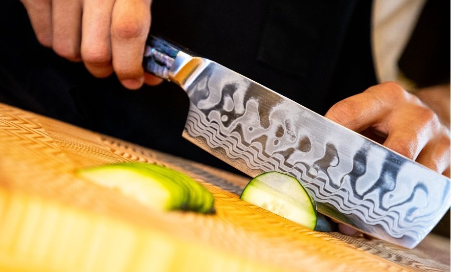 ¿Qué es un cuchillo Nakiri? Y su función. - All Right Chef Tool´s