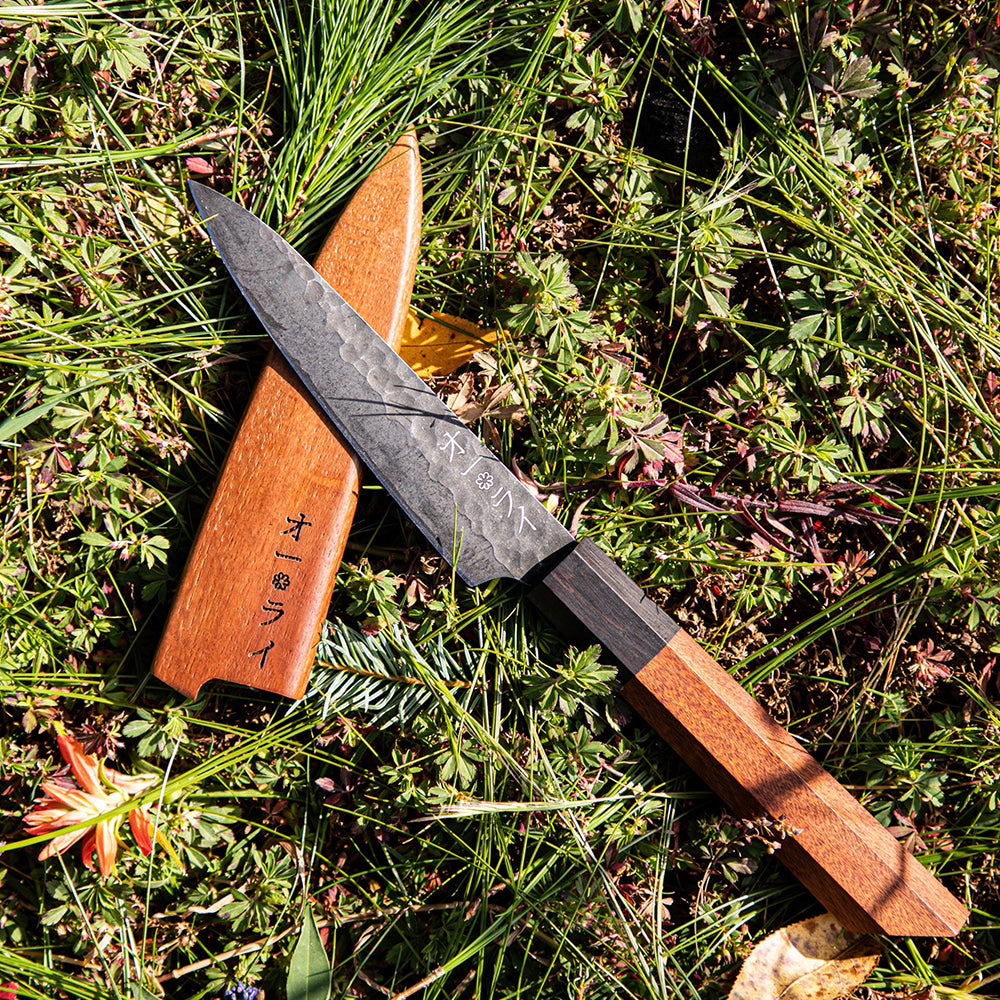 CUCHILLO MONDADOR ACERO AL CARBONO MARTILLADO - COLECCIÓN CARBONO