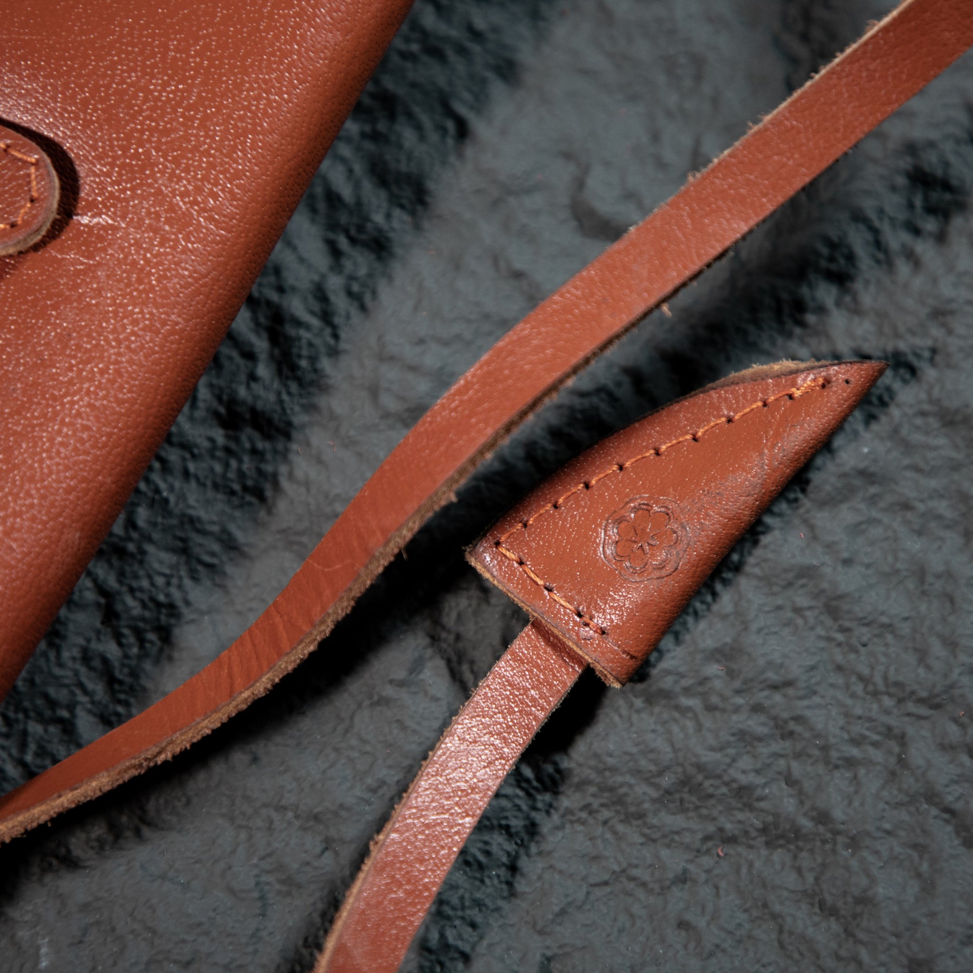 Estuche Compacto de Piel para Cuchillos