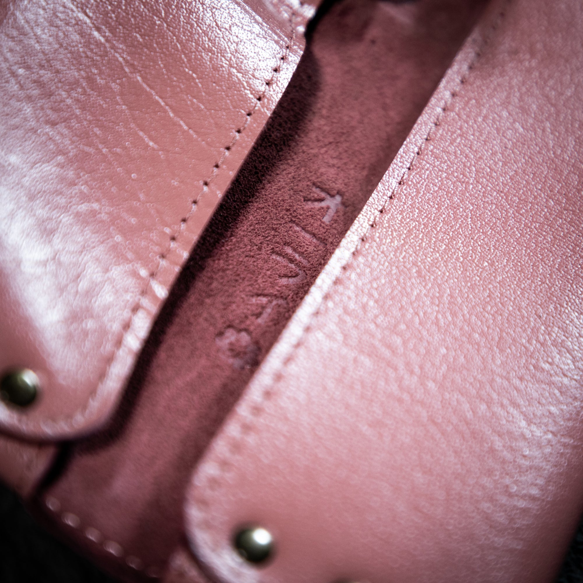 Estuche Compacto de Piel para Cuchillos